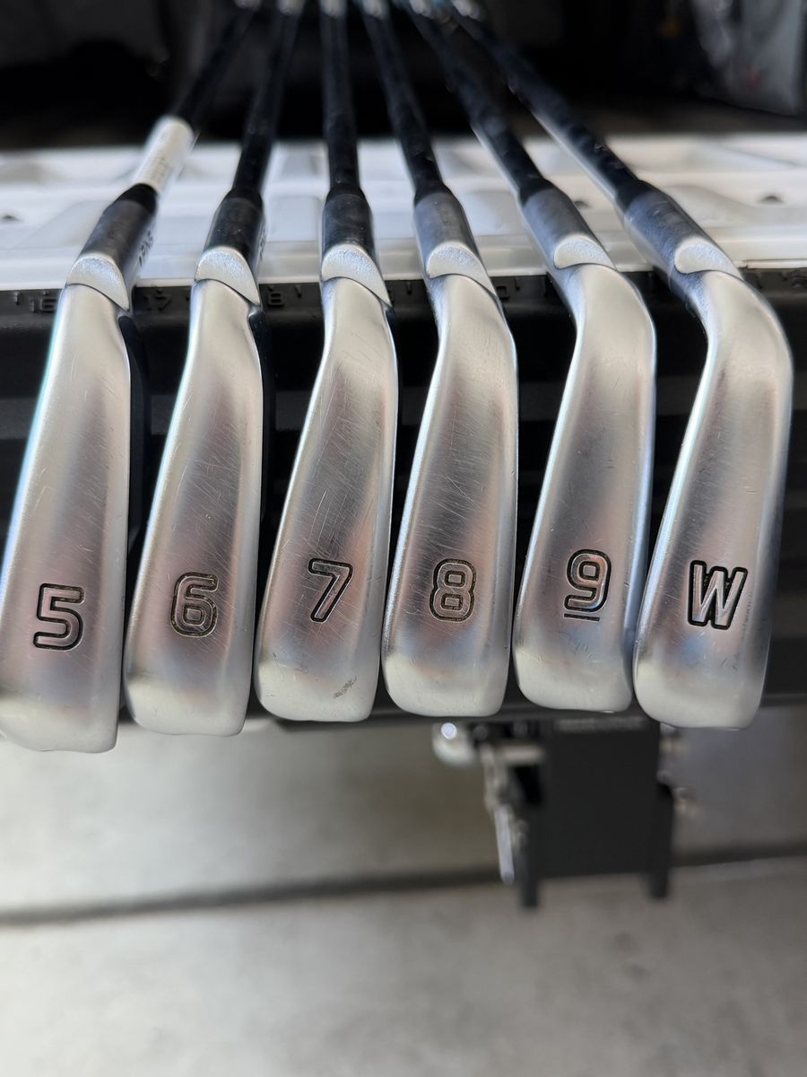 PING i525 Iron Set Black Dot 5-W Dynamic Gold 105 S300  6pc Stiff Excellent Condition