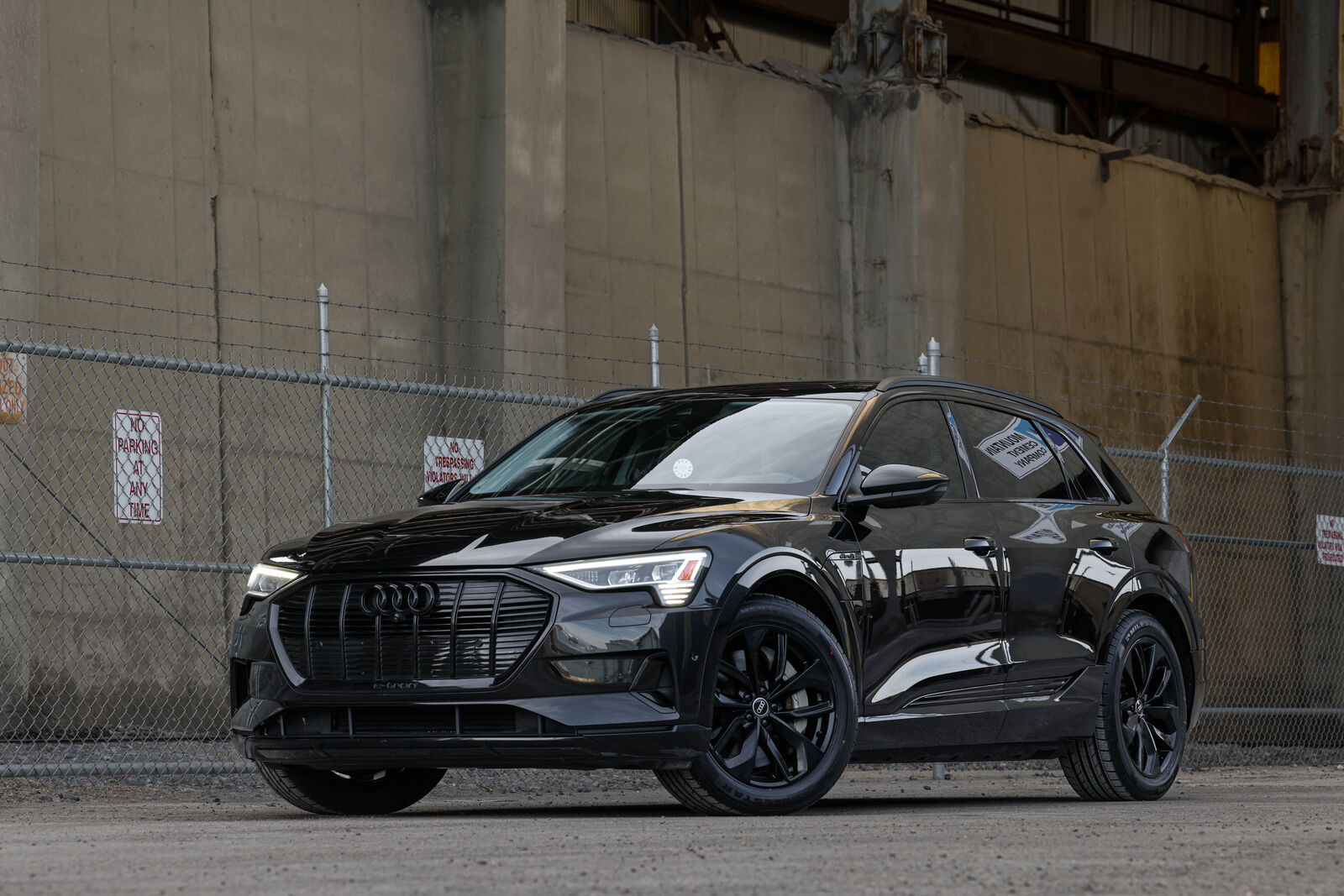 2021 Audi e-tron SUV quattro Premium