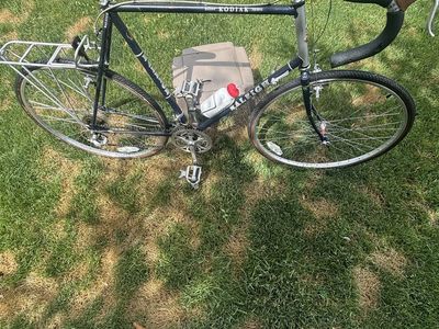 Vintage Raleigh Kodiak Touring Road Bike with Rear Rack & Water Bottle