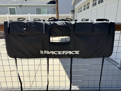 Race Face T2 Tailgate Pad (Full Size)