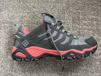 NEW Columbia Techlite Waterproof Hiking Shoe Sz 6