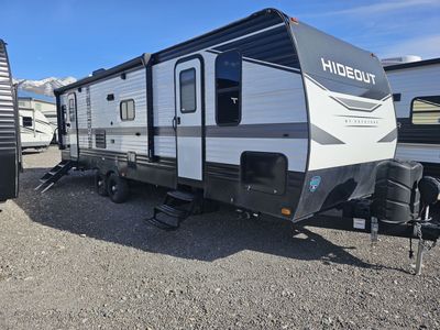 2022 Keystone Hideout 27RLSWE – Like New – Mountainland RV – Priced to Sell!