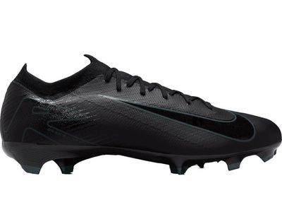 Nike Mercurial Vapor 16 cleats