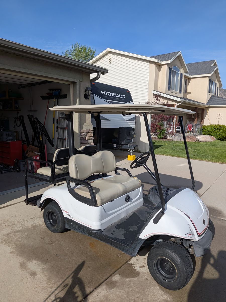 2013 Yamaha 4 Passenger Electric Golf Cart - 48 Volt