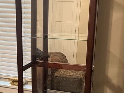 Beautiful Cherry Curio Cabinet/Hutch