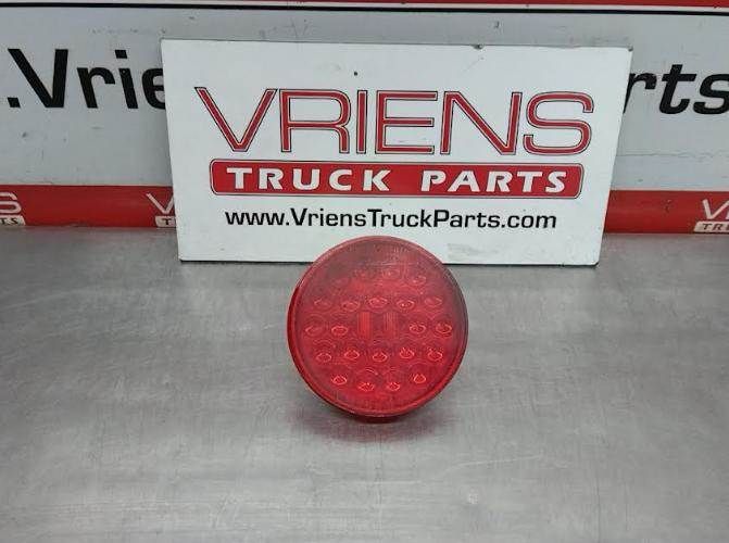 TRUCK-LITE 4050 SIGNAL-STAT LED STOP/TURN/TAIL LAMP