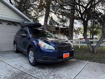 2011 SUBARU OUTBACK 2.5i