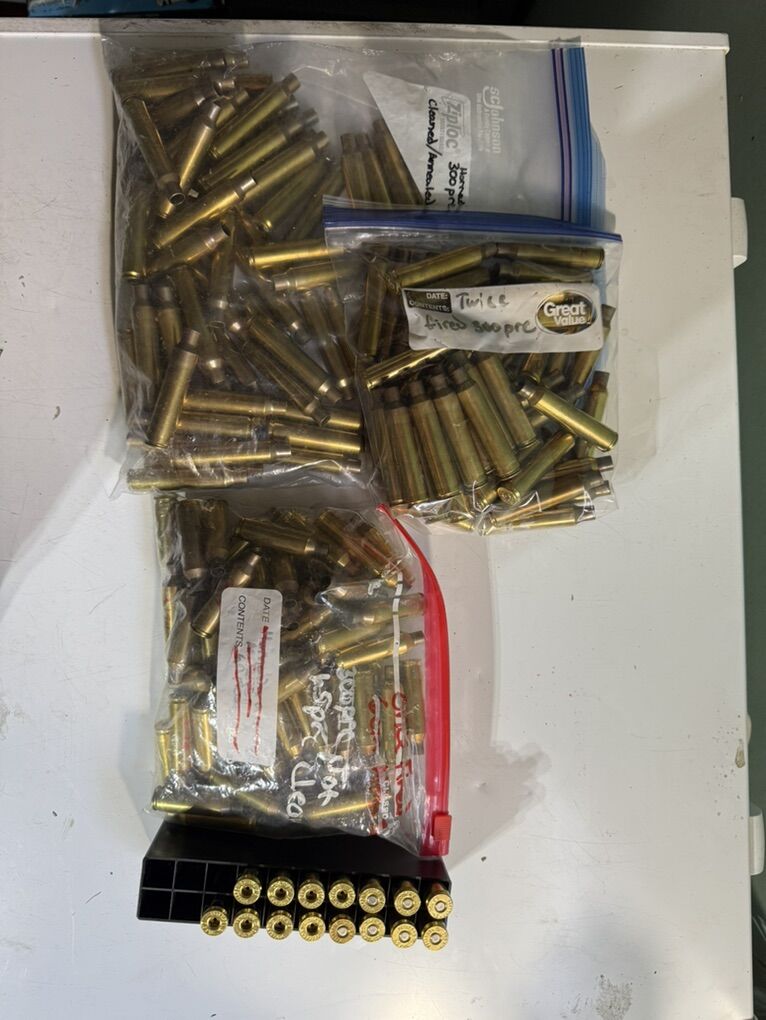 Assortment of 6.5prc and 300prc Brass