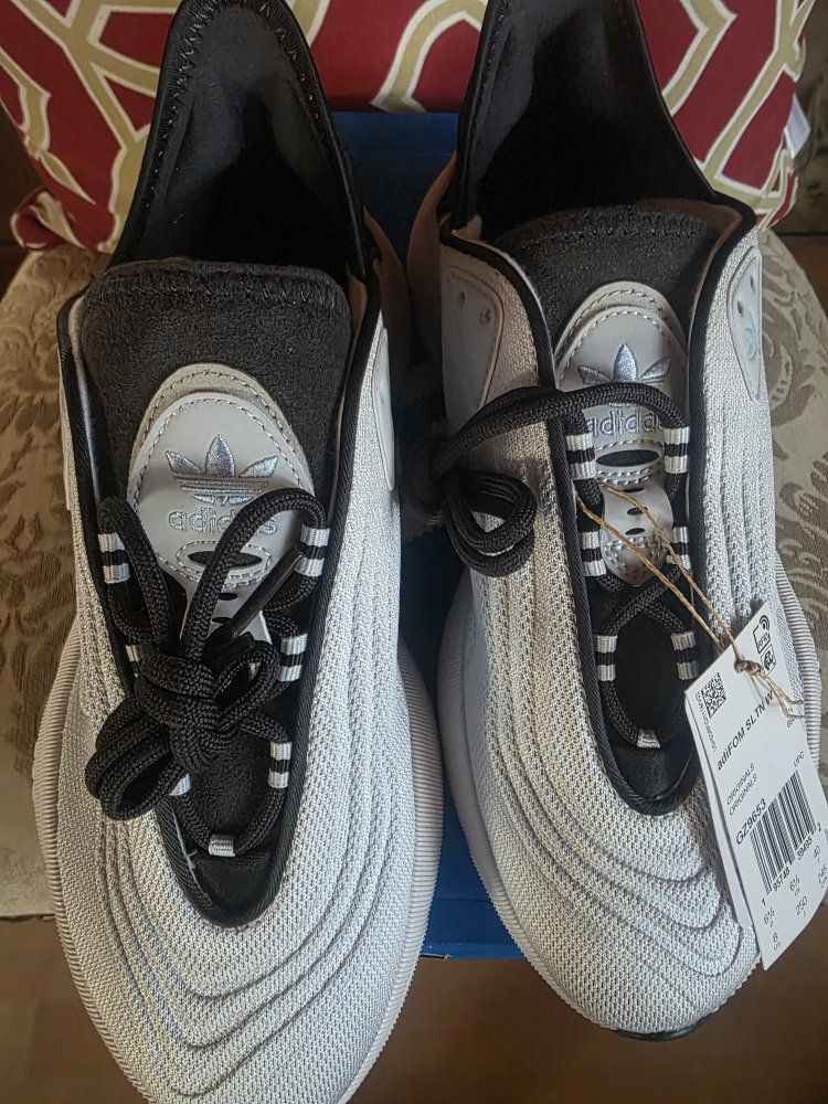 Adidas size 8