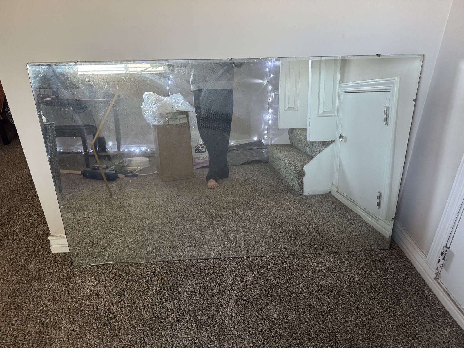 Large wall Mirror (Free)