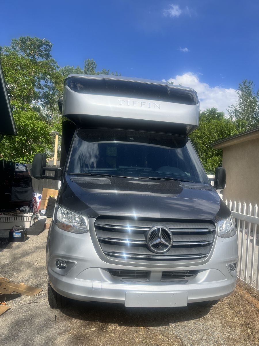 2020 Mercedes Tiffin Wayfarer