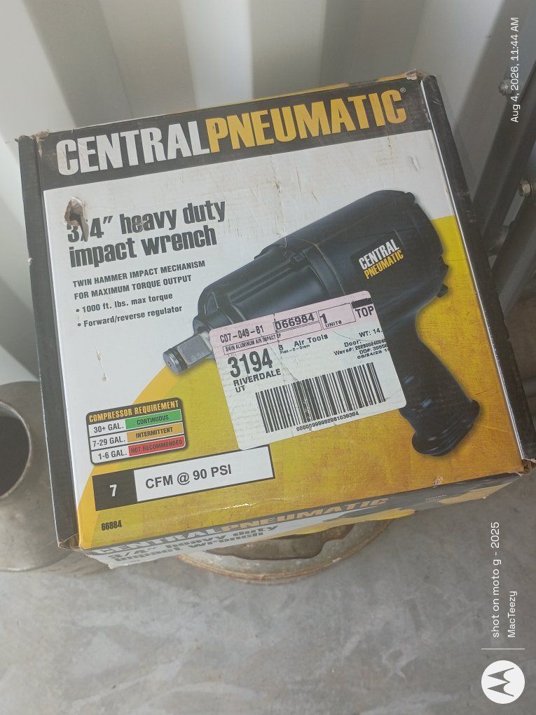 Central Pneumatic 3/4" Heavy Duty Air Impact Wrench 66984 in Box