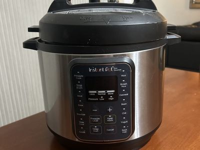 Instant Pot Duo Gourmet Multi-Cooker