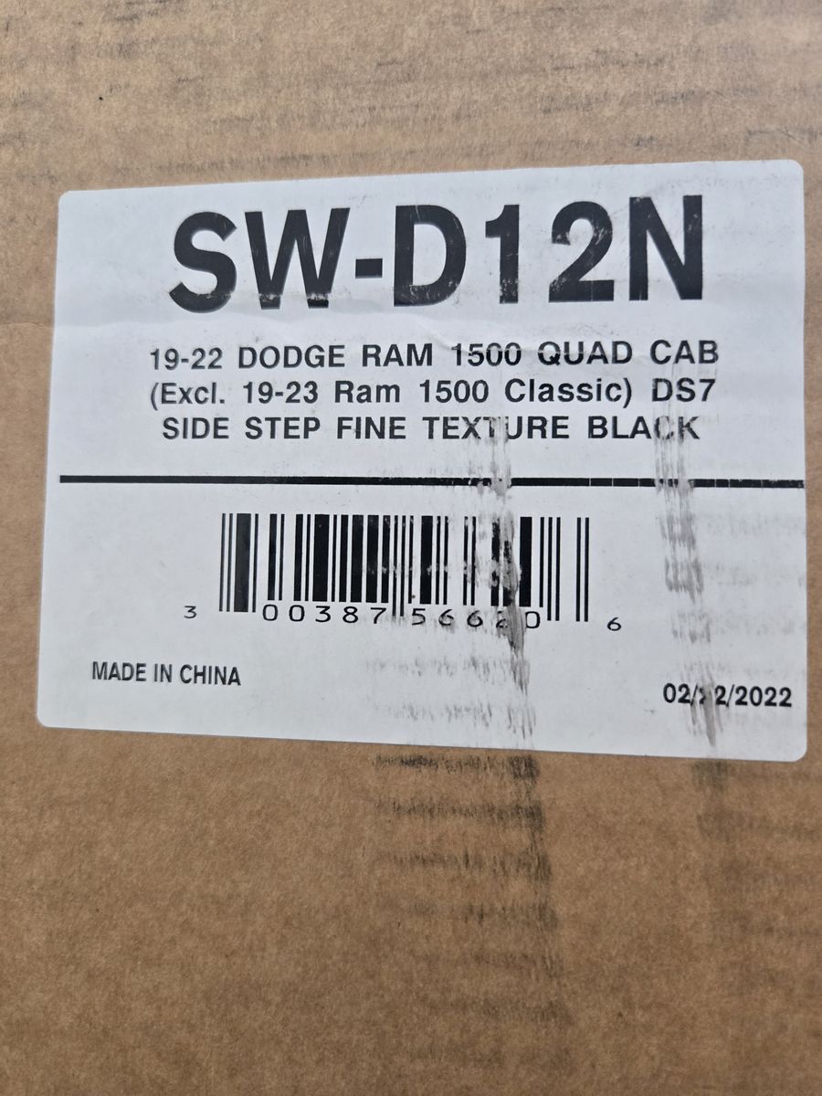 Dodge Ram 1500 quad cab Running Boards never used