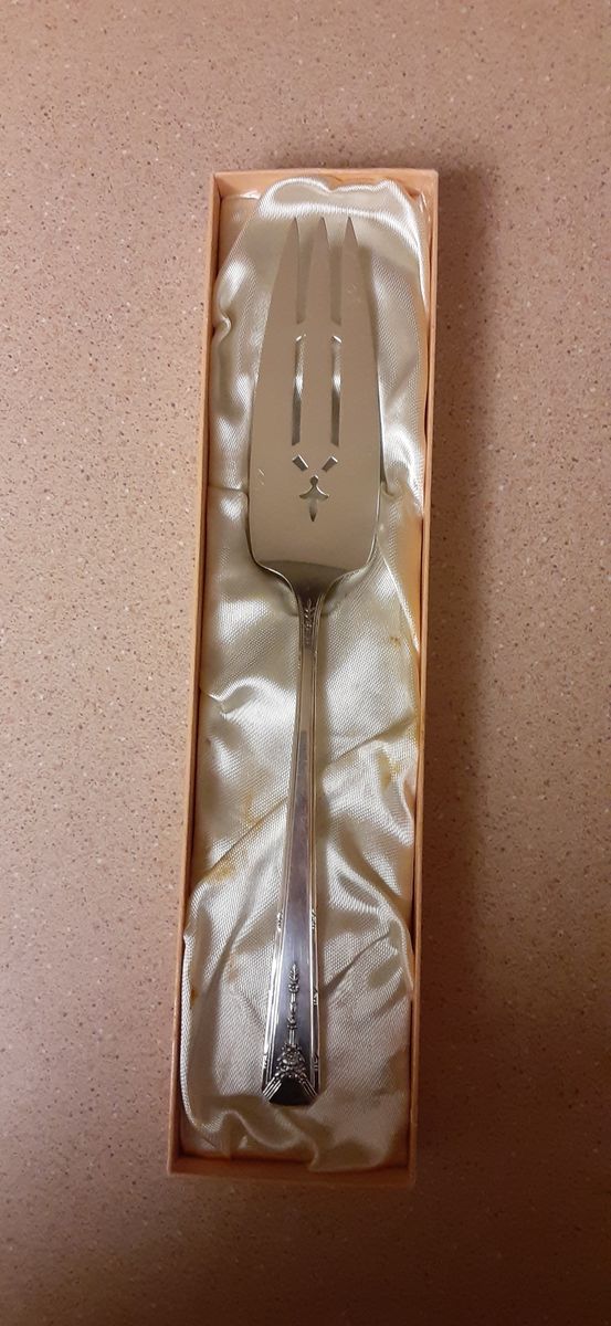 Antique Silver-Plated Serving Fork from Community Plate by Oneida (with original satin lined box)