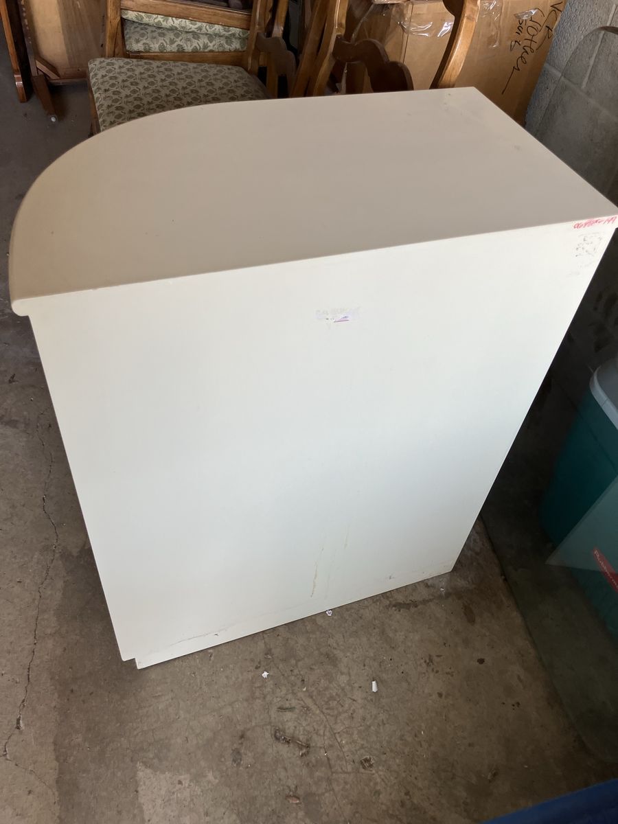 Main image 4