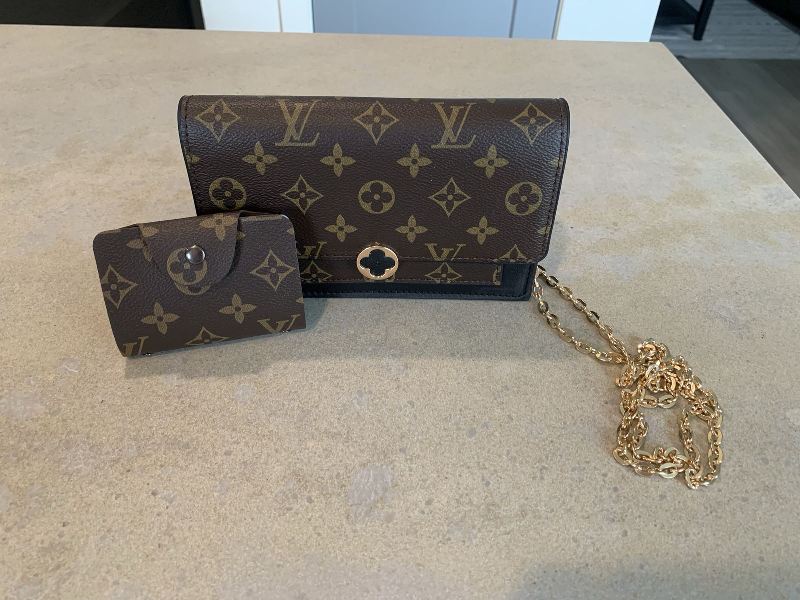 LV Chain hand bag with card holder