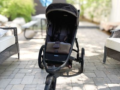 Thule Urban Glide Running Jogging Stroller Clean