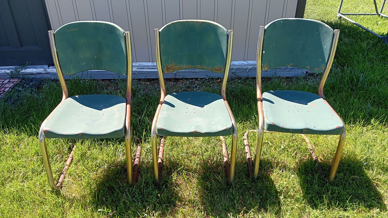 3 vintage metal chairs $30 Cash. Cash only for all 3