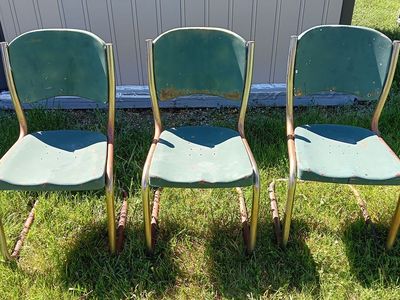 3 vintage metal chairs $30 Cash. Cash only for all 3