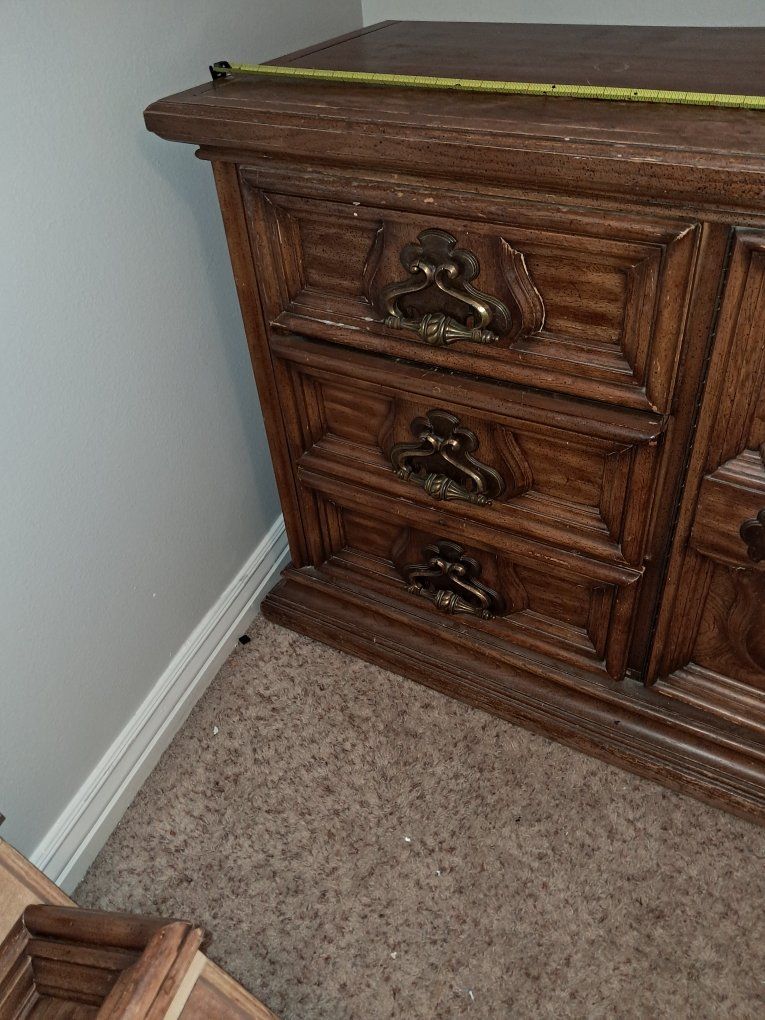 Main image 5