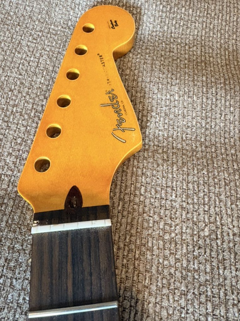 Fender Stratocaste Neck