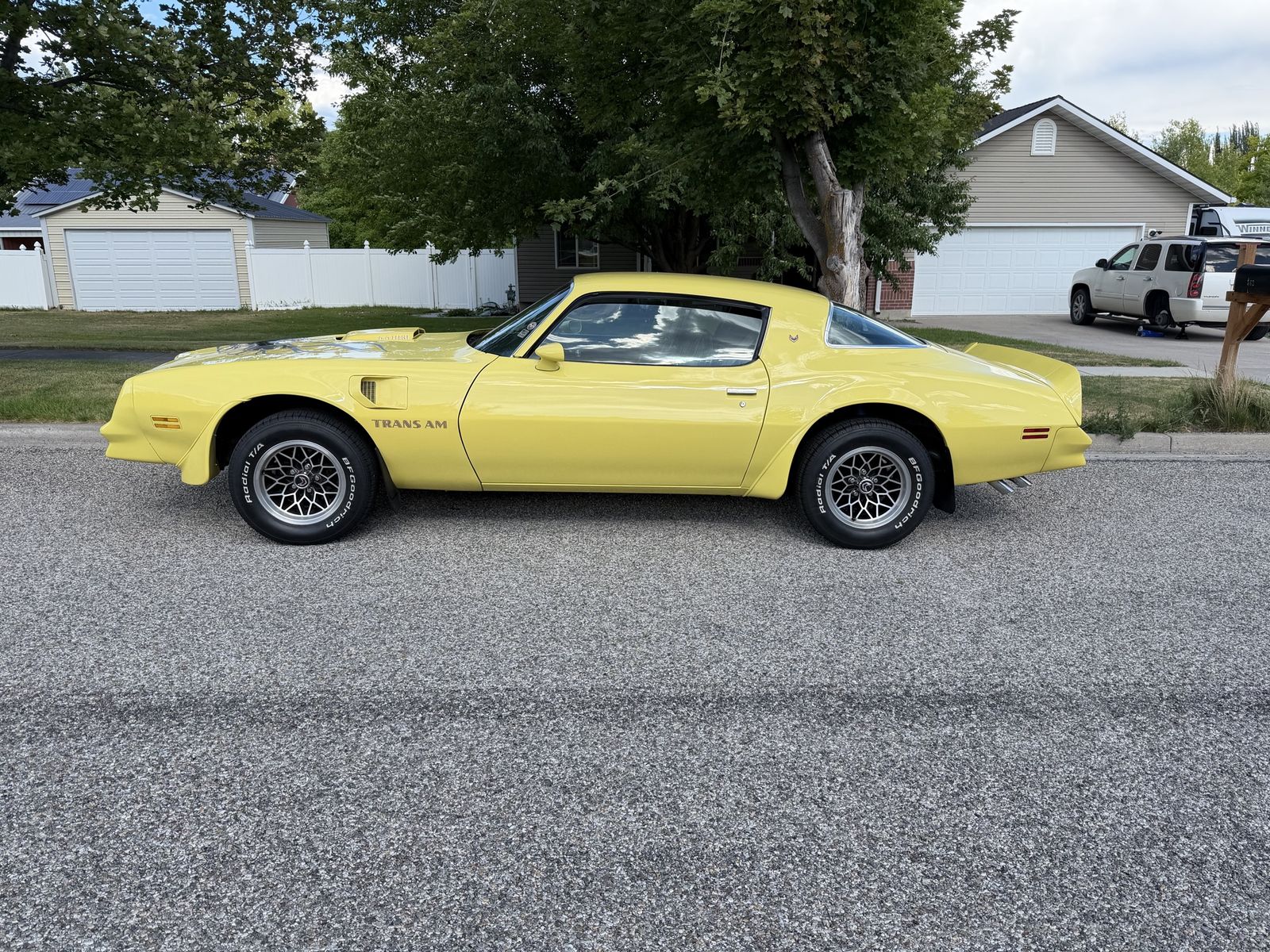 1977 Pontiac Firebird 