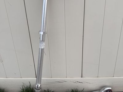 Red Handle Kids Razor Scooter