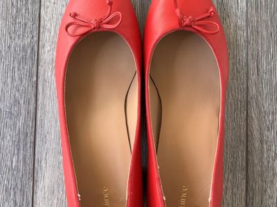 Quince all leather shoes size 9