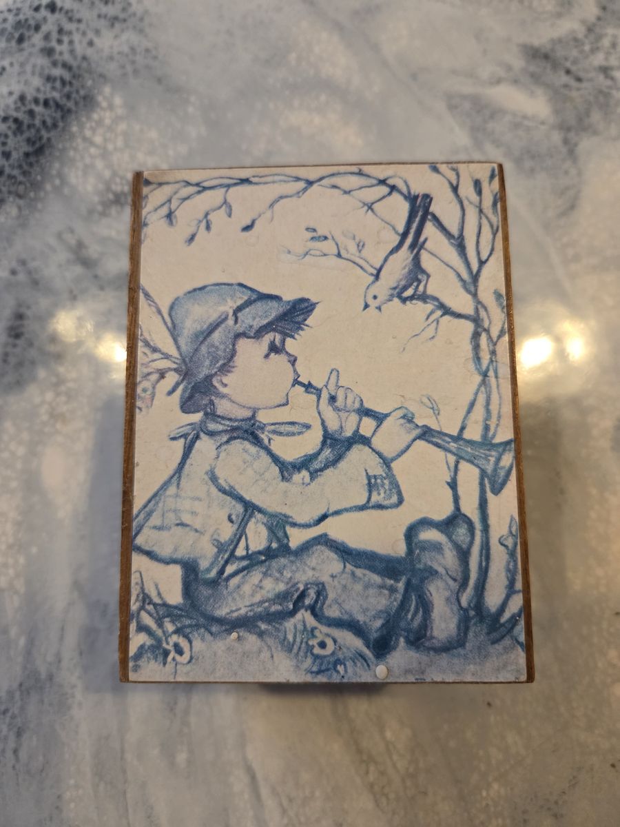 Little Boy Blue Vintage Music Box