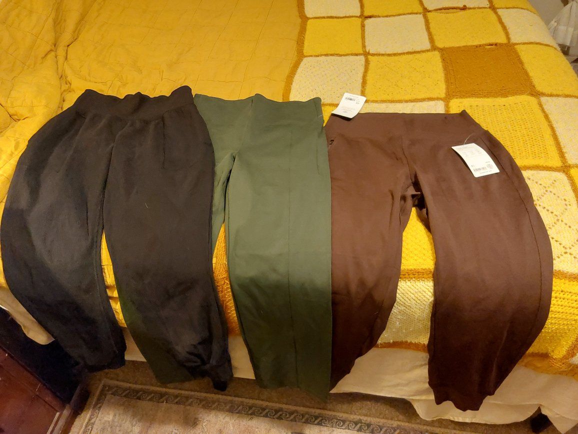 Athleta pants new with tags