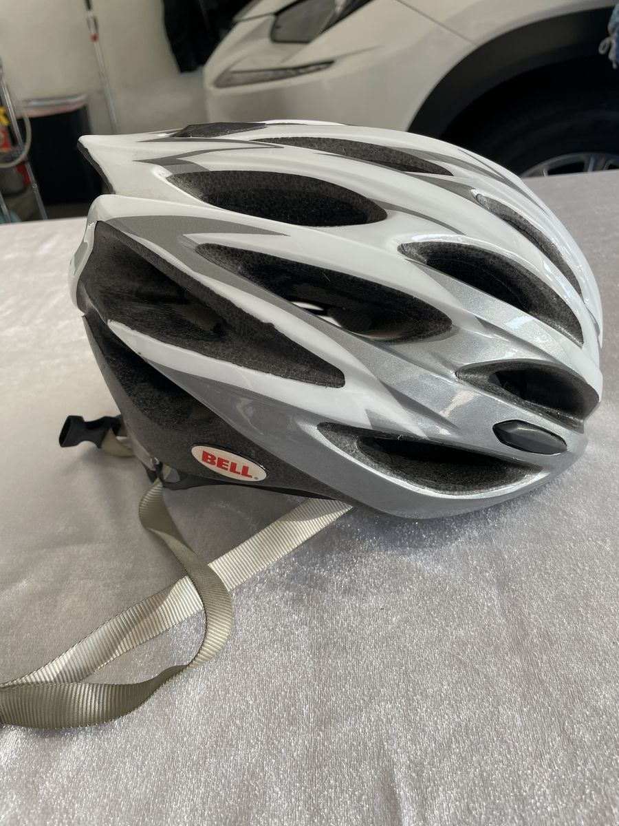 Bell White and Silver Cycling Helmet Vented Bicycle Safety Gear Size Large 