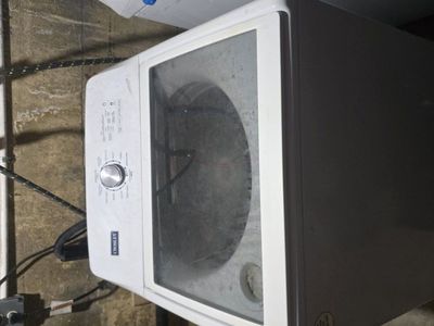 Crowley washer dryer set