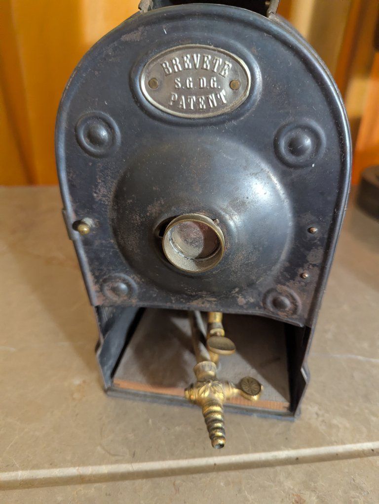 Main image 2