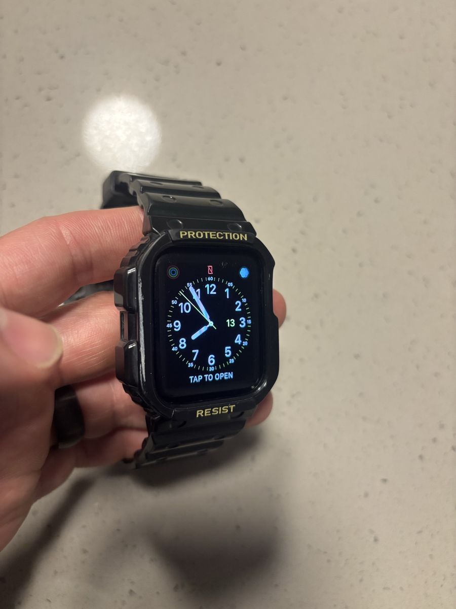 Apple Watch Series 2 Nike 42mm Black with Rugged Protection Case