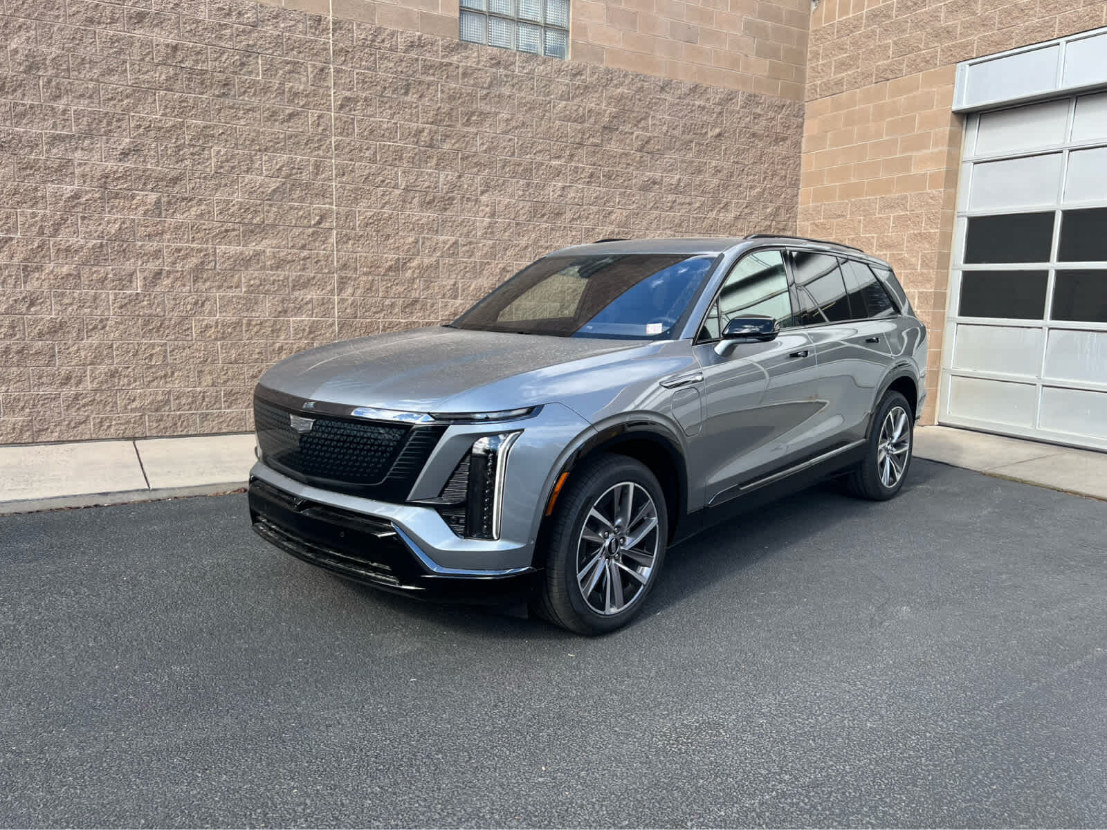 2026 Cadillac VISTIQ Sport