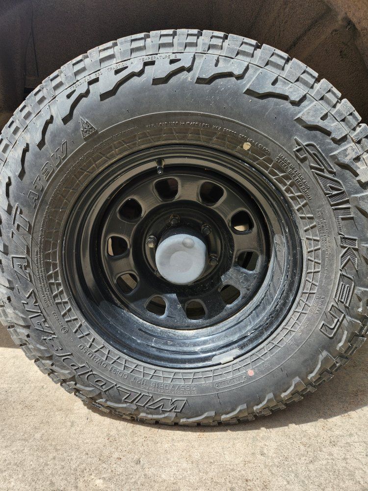Main image 4