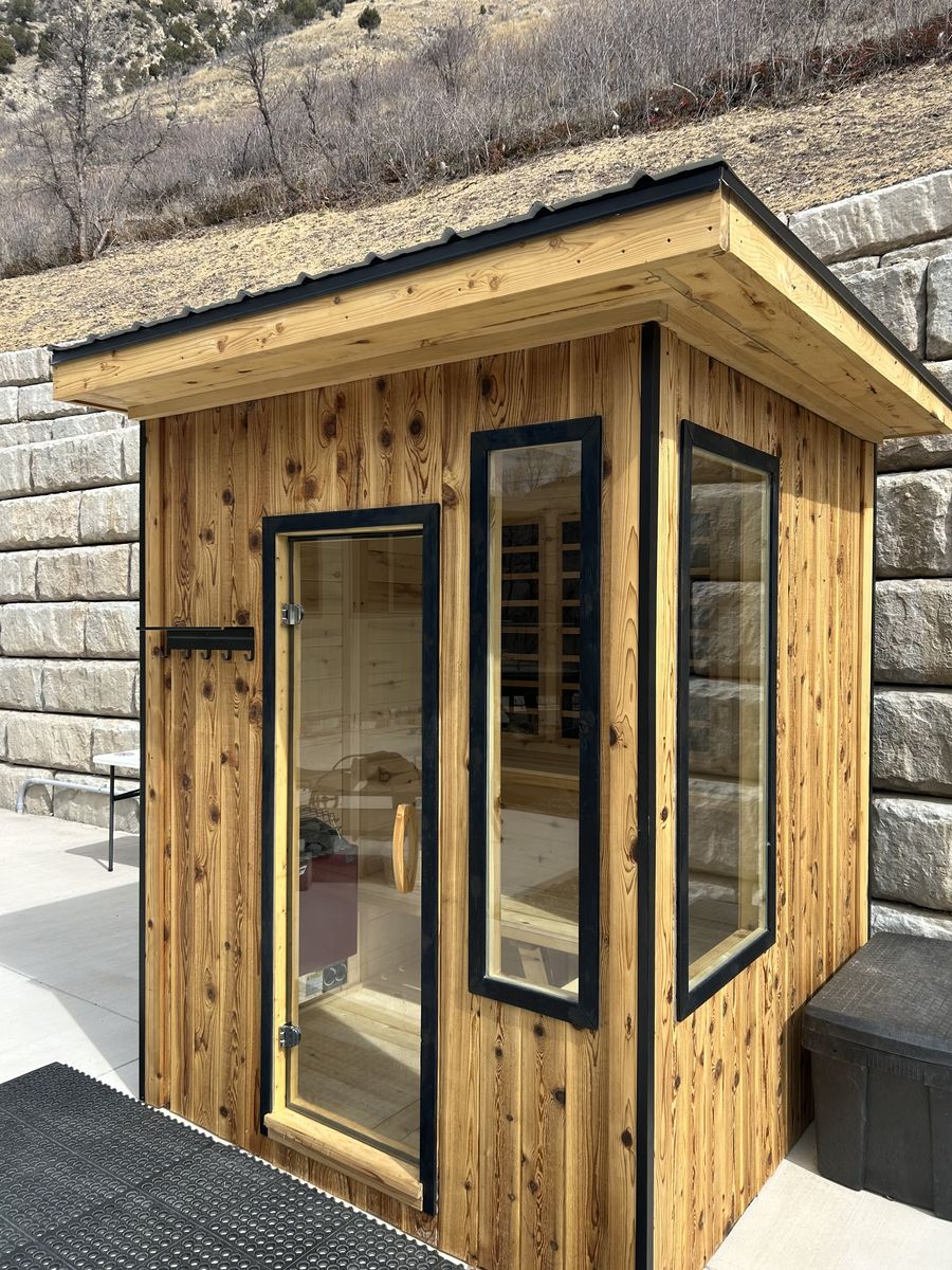 CUSTOM SAUNAS MADE LOCAL!! FULLY INSULATED