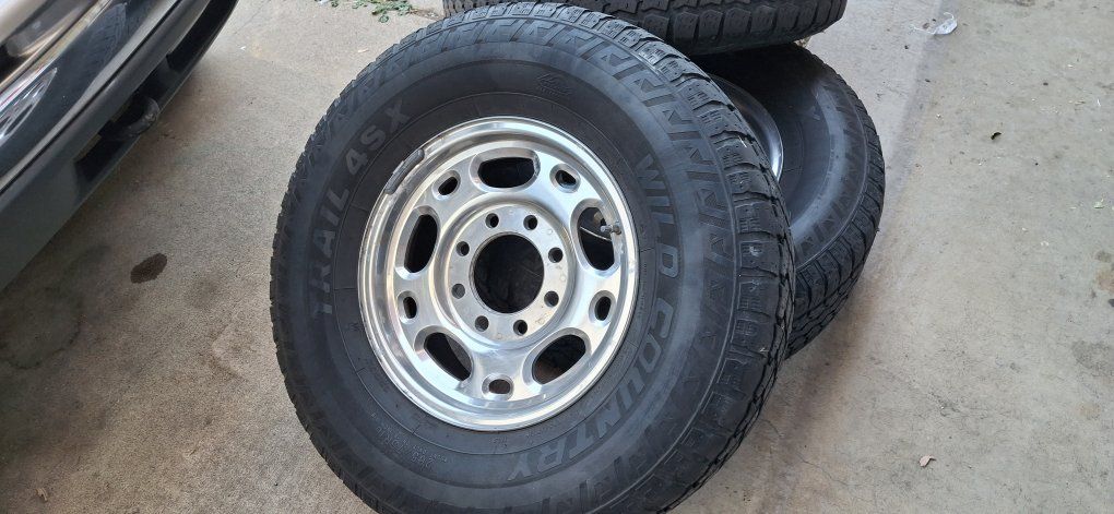 stock Chevy Duramax wheels