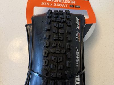 NEW Maxxis Aggressor 27.5x2.5” EXO TR Mountain Bike Tire