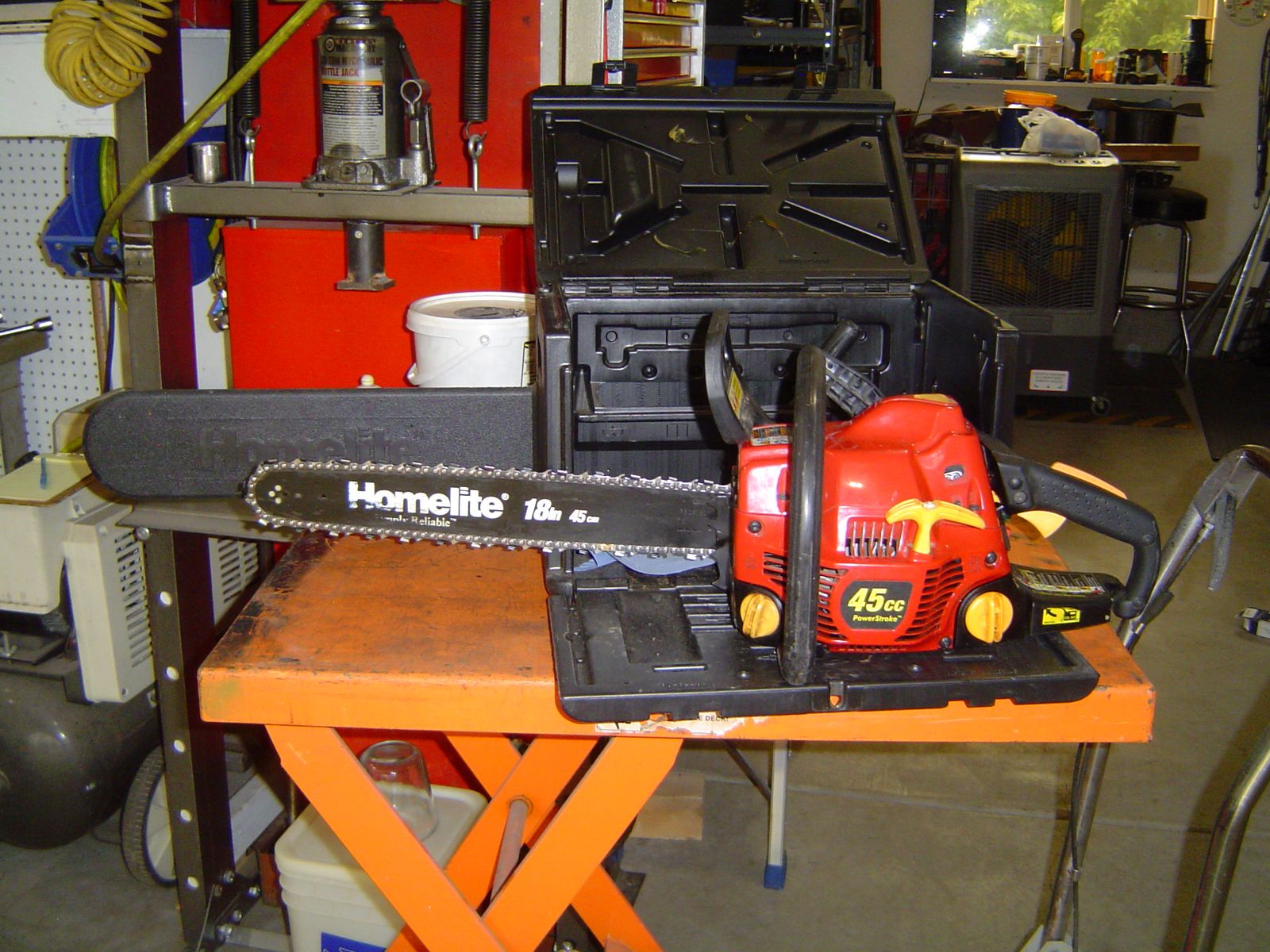 HOMELITE CHAIN SAW