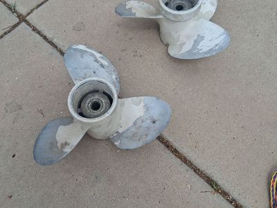 Outboard propellers