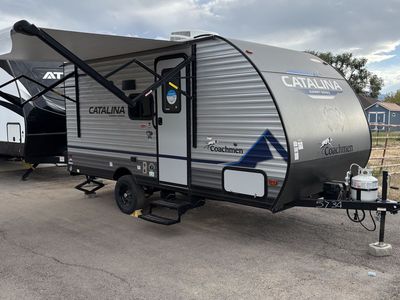 2023 Coachmen Catalina 164BHX (Like New)