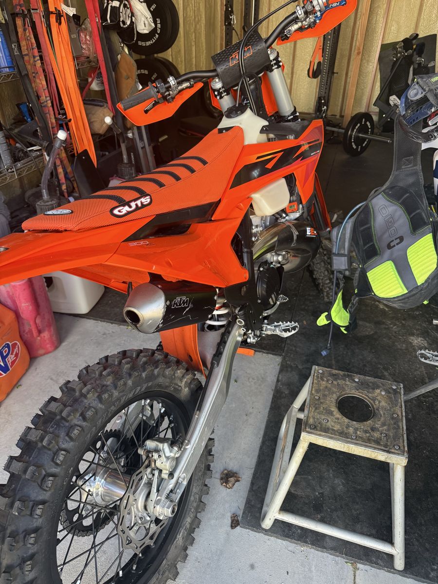 2025 KTM 300 XC
