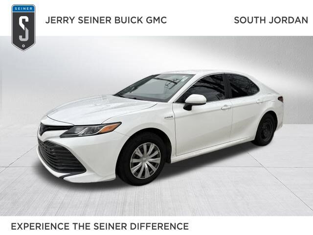 2020 Toyota Camry Hybrid LE