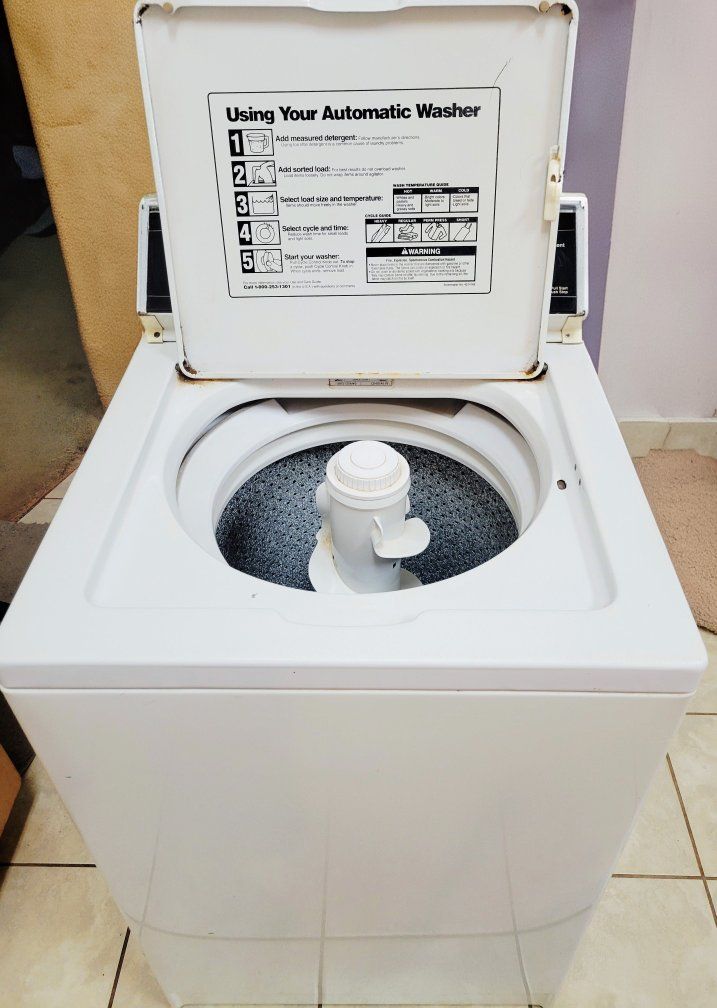 Whirlpool Heavy Duty Washer – Works Great – Clean
