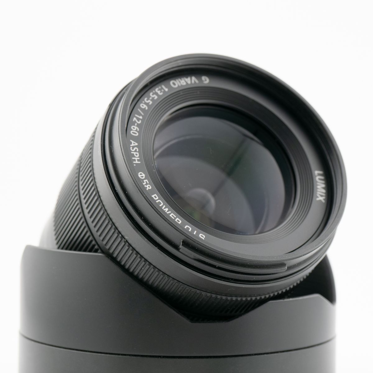 Panasonic Lumix 12-60mm f3.5-5.6 - MFT