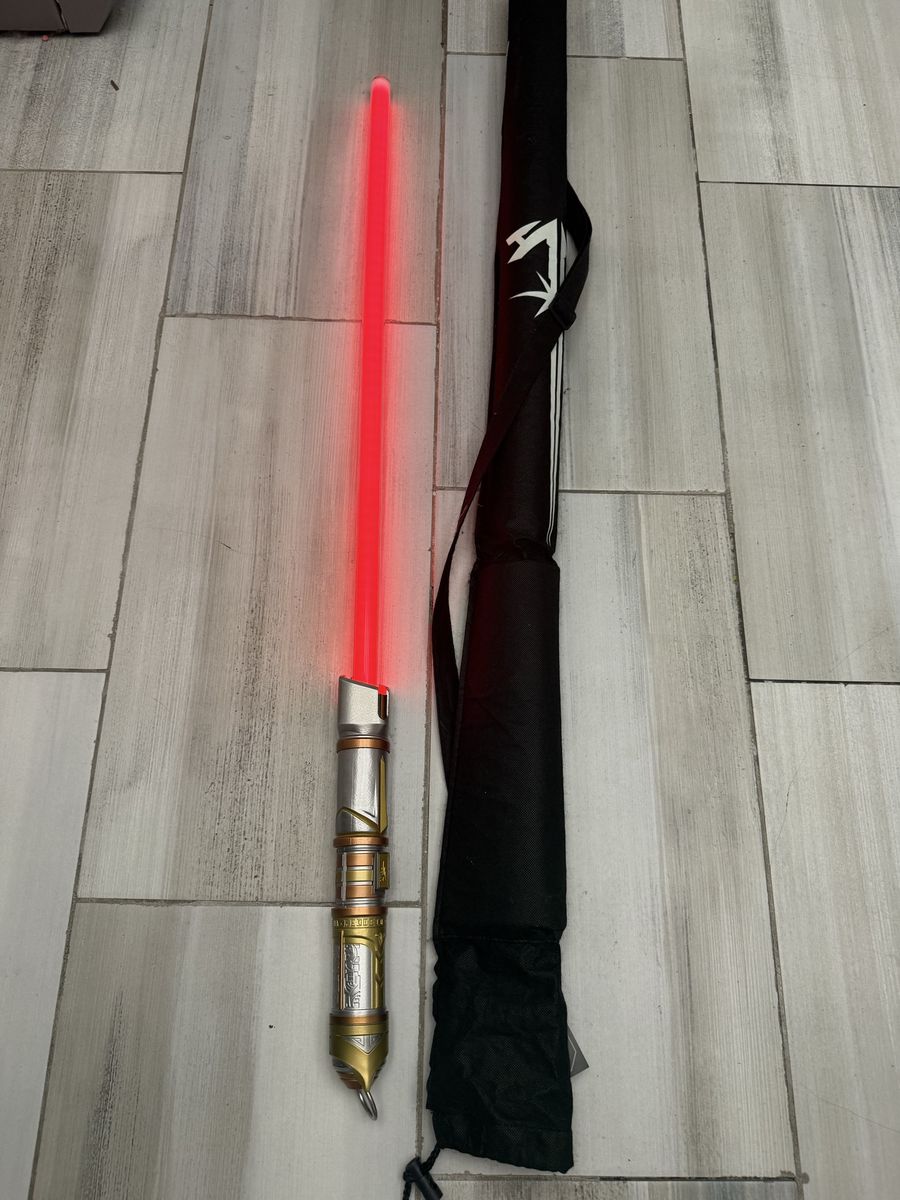 Star Wars Savi's Workshop Scrap Metal Lightsaber