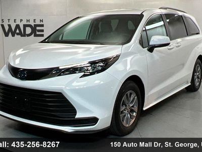 2024 Toyota Sienna LE 8-Passenger