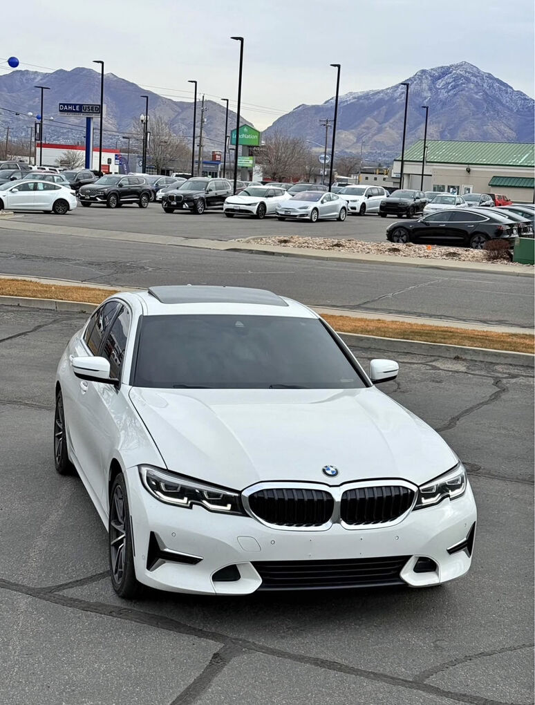 2021 BMW 3 330i xDrive